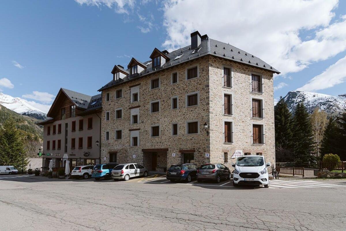 Casa Rosana - Apartamento De Diseno Con Terraza Sallent de Gállego Zewnętrze zdjęcie