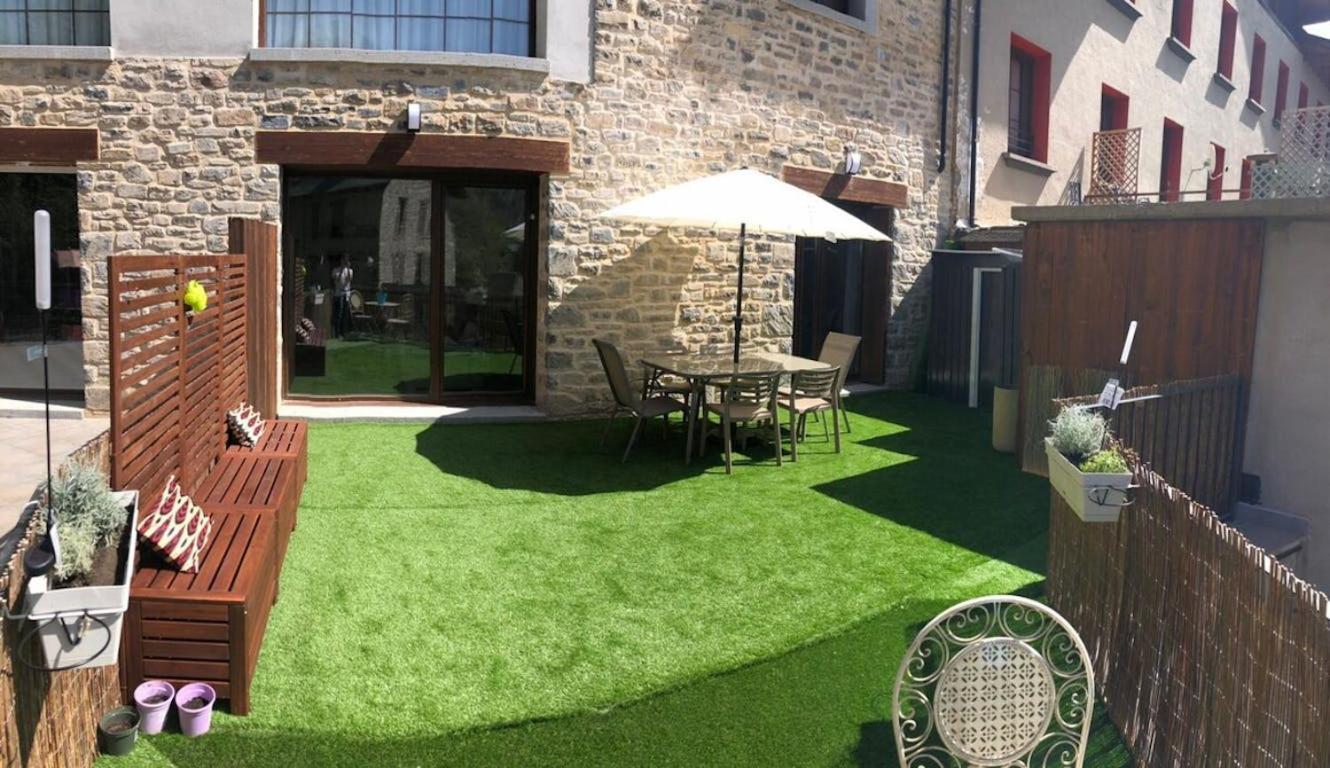 Casa Rosana - Apartamento De Diseno Con Terraza Sallent de Gállego Zewnętrze zdjęcie