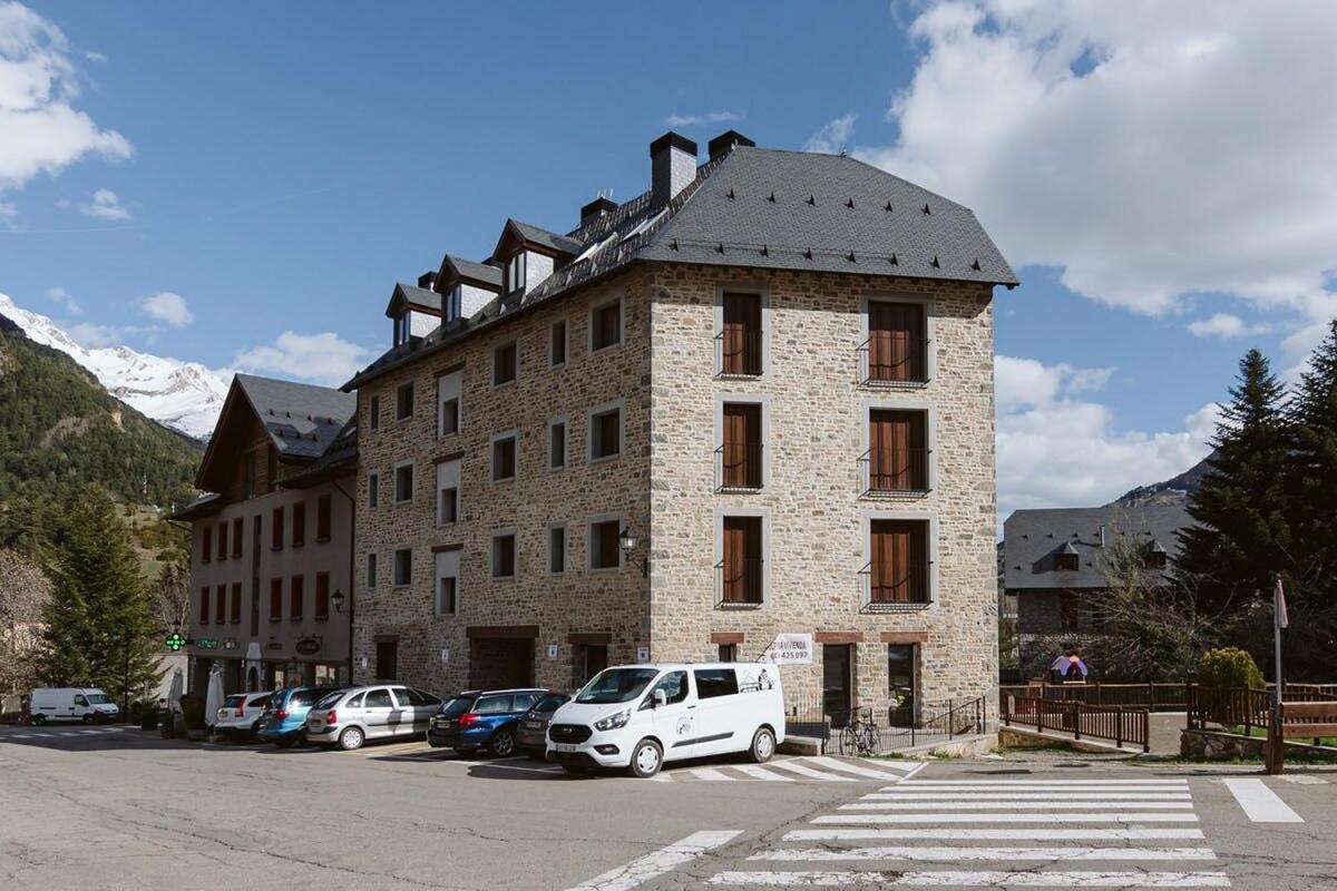 Casa Rosana - Apartamento De Diseno Con Terraza Sallent de Gállego Zewnętrze zdjęcie